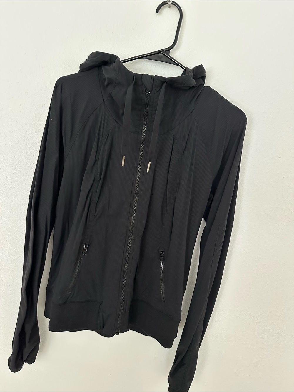 lululemon athletica Black Lightweight Hooded Zip Jacket - Picture 2 of 4